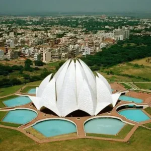 Lotus Temple, one of the famous place to visit in delhi